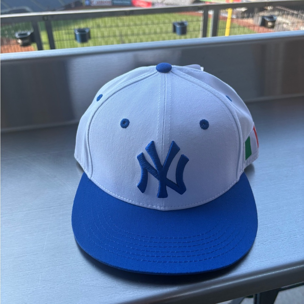 New York Yankees Italian heritage hat
